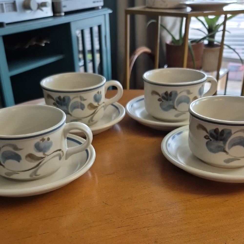 Blue Floral Ceramic Coffee Mugs with Saucers - Set of 4